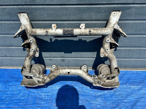 axle beam front of the engine MERCEDES CLS W218 sider subframe axle beam front