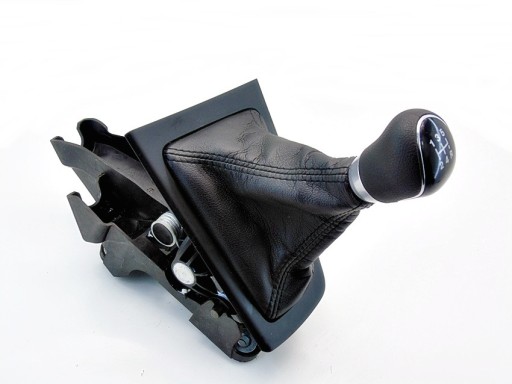 РЫЧАГ ПЕРЕКЛЮЧЕНИЯ ПЕРЕДАЧ FOCUS 3 KOMBI BM51 A045B 79