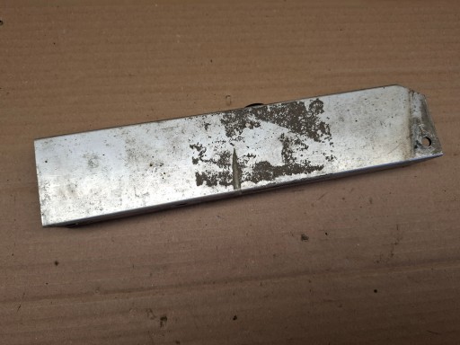 BMW 5 F01 F02 špička nosníku pravá 7158872