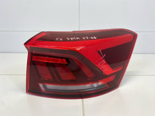 light rear right side Volkswagen T-Roc 2019 2GA945096D