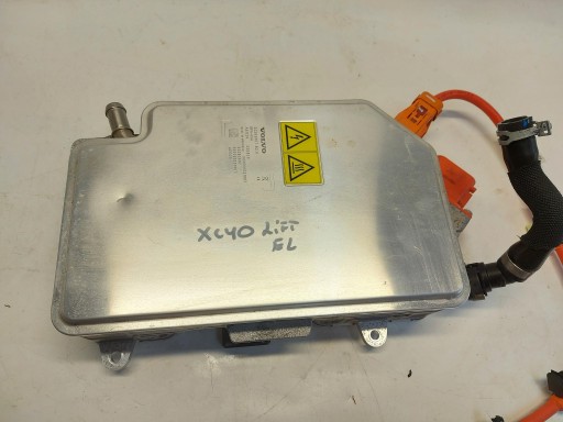 VOLVO XC40 LIFT Inwerter Unité de contrôle de tension 32383807