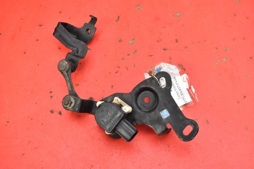 sensore POZIOMOWANIA luci sinistra posteriore LEXUS CT200H 10-14
