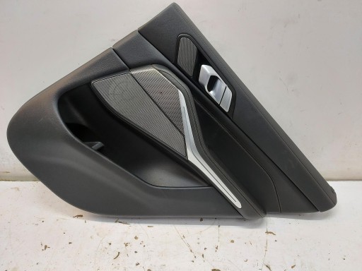 BMW G05 X5 3.0d 2019r upholstery side door right rear part HARAN