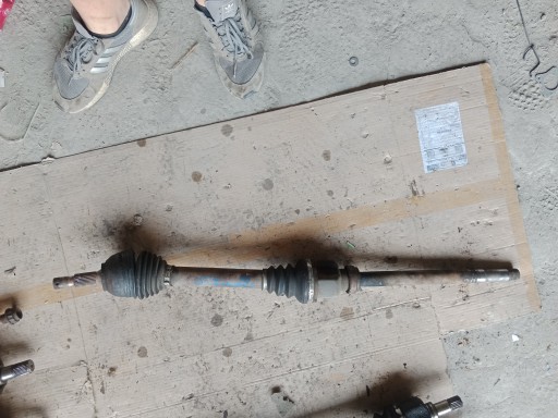 semi-axis right front PEUGEOT 407 2.2 HDI