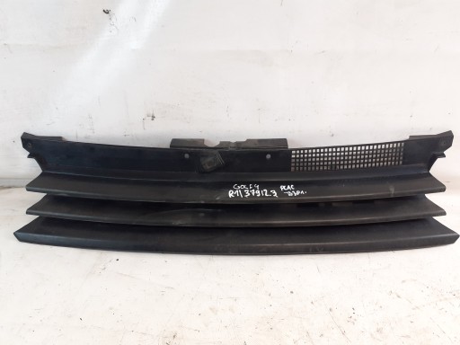 grill without ZNACZKA VW GOLF 4 BLACK