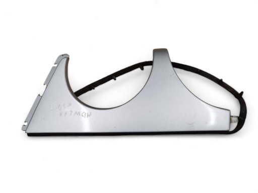 moulding below lampe left side Mercedes-Benz E W210 1997 2108200112