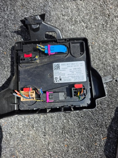 68686789 - Audi a4 b9 a5 модуль 8w0907064dc
