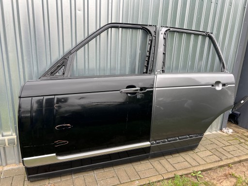 Land rover range rover vogue l405 задняя левая дверь