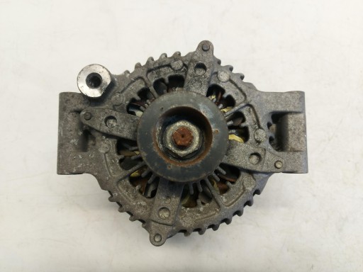 BMW F10 M5 M6, 2013 alternator pradnica oryg 4.4e v8 7606628