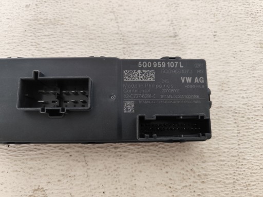VOLKSWAGEN PASSAT B8 2017 control unit module bonnet boot 5Q0959107L