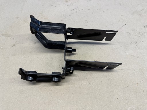 VW TRANSPORTER T4 LIFT maniglia staffa POMPY ABS 7D0614711F