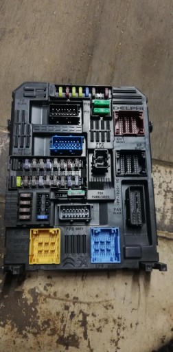 Модуль Bsi Peugeot 208 ii 9832881080