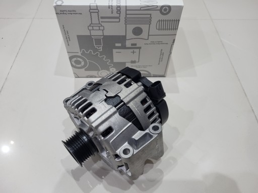 A0131545602 - Mercedes e63 c63 amg m156 w212 w204 w221 3.5 cgi m272 генератор новий oem