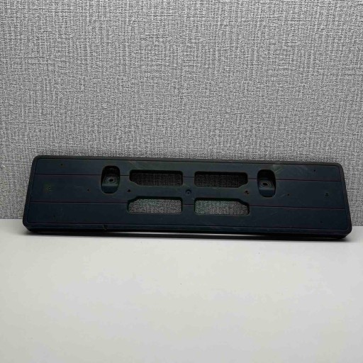 VOLVO XC60 II Palier Châssis Sous TABLICE Porte plaque d’immatriculation 32227716
