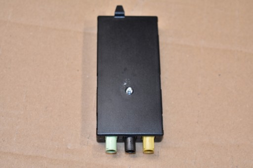 parfait état de l'amplificateur antenne 5A67733 BMW G82
