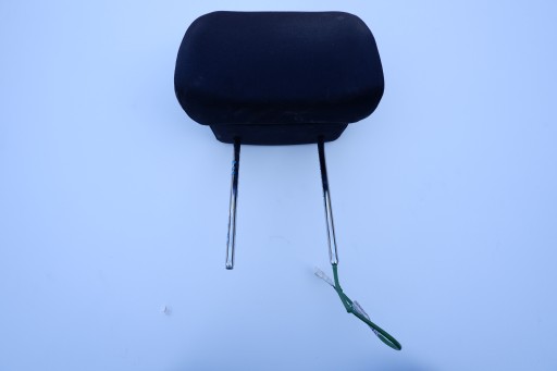 BMW E83 X3 подголовник активный