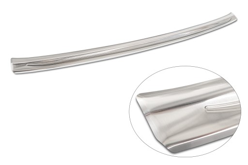 Накладка на бампер Toyota COROLLA sedan 18-