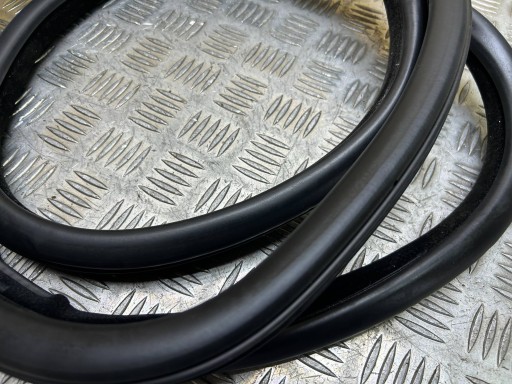 Dichtsatz Tür tylnych BMW 5 F10 2013 7182288