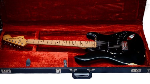 FENDER STRATOCASTER vyrobený v roku 1979 v USA