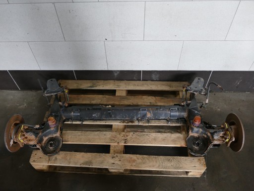 1.6 - Peugeot 208 gti лифт 1,6 л.с. задняя ступица балки моста