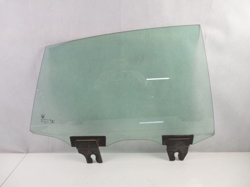 Скло задньої правої двері Maserati Levante AS2 16