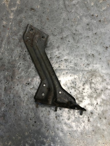 Console Support plaque Aile Droite Avant AUDI Q5 8R0821136