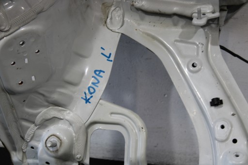 quarter quarter left front HYUNDAI KONA 1.6 CRDI