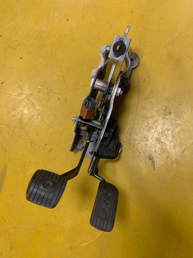 465014FA0A - ПЕДАЛІ ГАЗ ГАЛЬМО АВТОМАТ ЕЛЕКТРИК NISSAN E-NV200