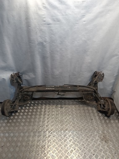 Achsträger hinten heck NISSAN MICRA K12 2004r.
