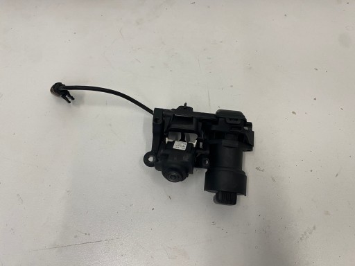 Камера 360 в решітку mercedes s w222 2227500214 0009054002