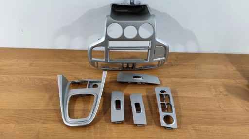 84651-17000 - HYUNDAI МАТРИЦЯ РАМКА РАДІО ПАНЕЛЬ ТУНЕЛЬ МОЛДИНГИ