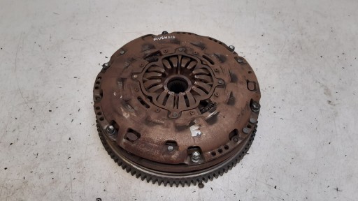 VOLANO USATO disco di pressione 134500R030 Toyota Avensis T27