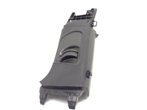 cover side SLUPKA SRODKOWEGO AUDI A1 8X 3D 8X3867243B