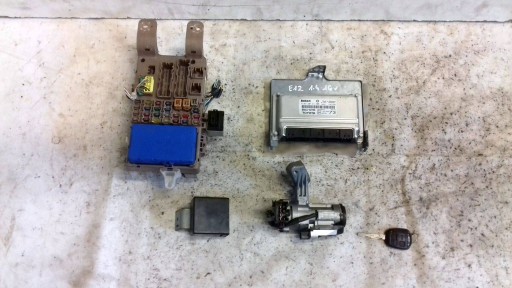 AYC1202 - Компьютер 0261207411 комплект иммо toyota corolla e12 1.4 vvti 01-