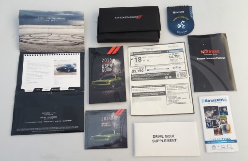 2015 CHALLENGER SRT 6.4 СЕРВИСНАЯ КНИГА ЧЕХОЛ