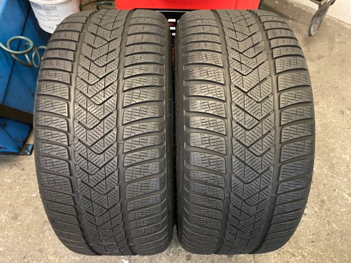 2 tyres winter 275/40R18 Pirelli Sottozero 3 6,5mm