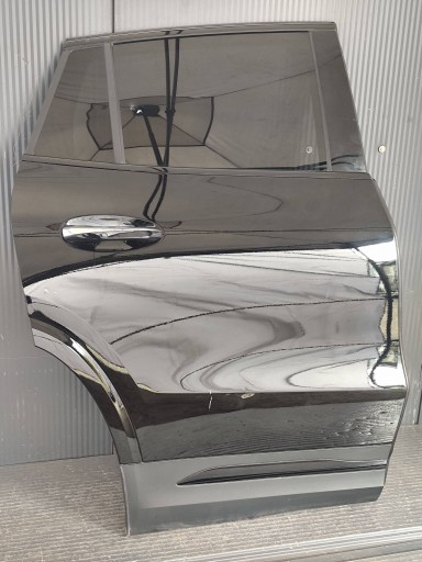 MERCEDES GLA 247 door rear. right complete DEMONTAZ
