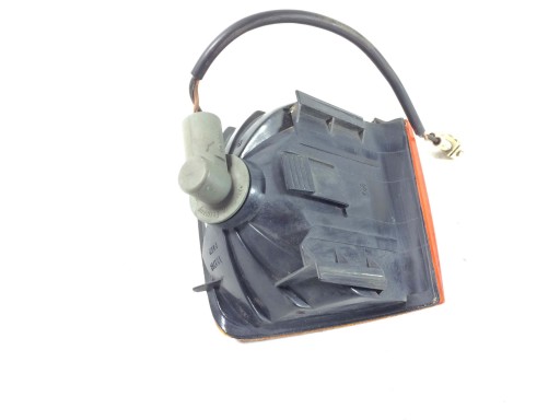 indicator VW PASSAT (3A2. 35I) 1.8 front right 357953050 HELLA
