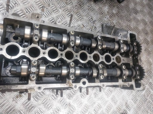 head. + of a cam BMW E39 520D M47 2.0 D 2246601