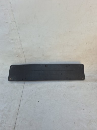 MERCEDES E KLASA W213 Palier Sous TABLICE Porte plaque d’immatriculation A2138850481