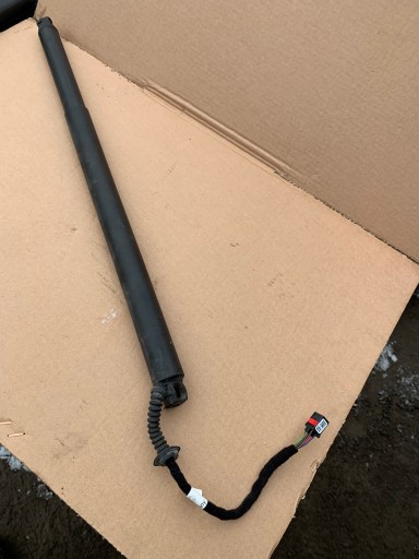 57a827851 skoda karoq актуатор крышки багажника задний левый