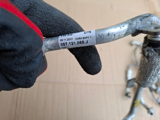 057121065J AUDI Q7 4M pipe wiring hose WODNY