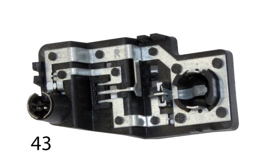 Патрон лампи заднього ліхтаря vw 89090309a