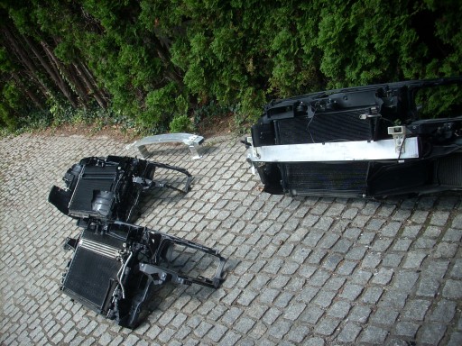 4H0805594D - AUDI A8 S8 D4 4H0 i ПІДСИЛЕННЯ ПЕРЕДНЬОГО РЕМЕНЯ РАДІАТОРИ 3.0 TFSi 4.2