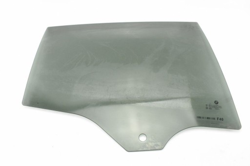 BRAK-DANYCH-19822329 - СТЕКЛО ДВЕРИ ПРАВОЕ ЗАДНЕЕ ТЕМНОЕ BMW 1 SERIES F40 2019