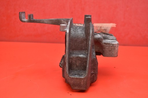 holder engine mount right 5WA199262H SKODA OCTAVIA 3 III 2.0 TDI 150 KM