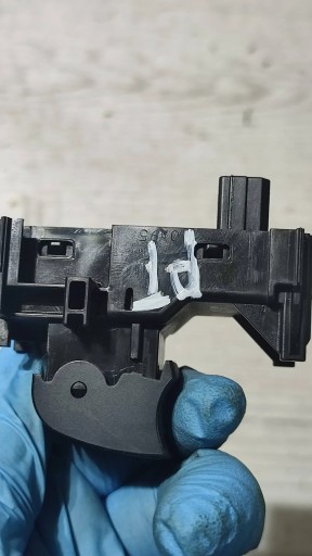 Toyota C-HR and 1.2 19r button window control switch windows right rear part