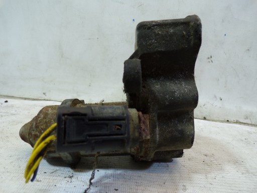 WYSPRZEGLIK SMART FORTWO 0003226 V016 / 01 3981007101 (4)