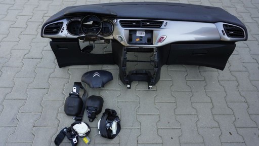 CITROEN C3 II - complete dashboard instrument panel console