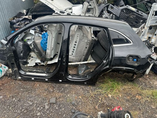 Четверть боковая левая задняя mercedes gla w247